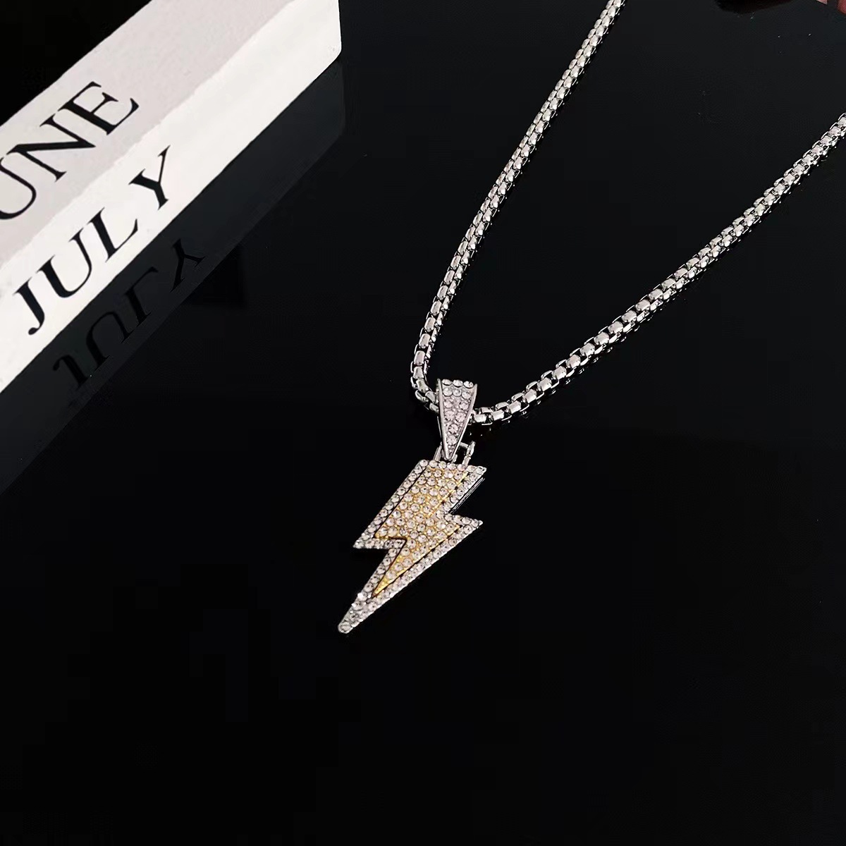 Collier mobius en titane pour homme bijou minimaliste tendance_voghion.com