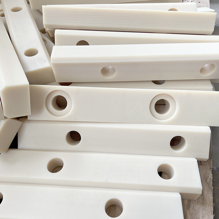 兆翔塑料制品厂家现货批发浇铸尼龙衬板pp垫块高分子滑块