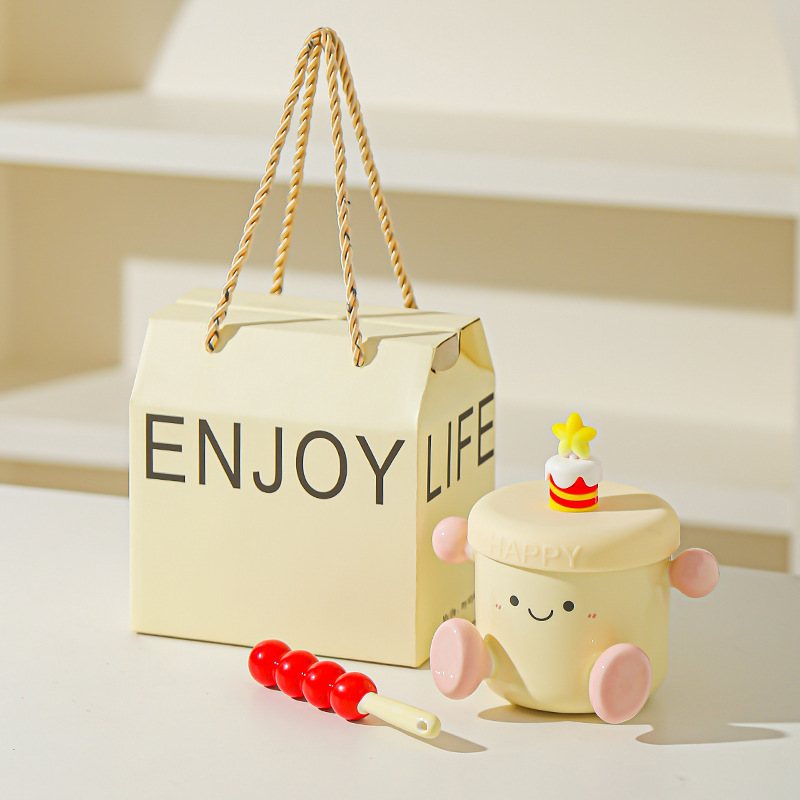 Creativa pintada a mano linda muñeca taza de dibujos animados taza de cerámica taza de café taza de pareja de oficina en casa taza de regalo