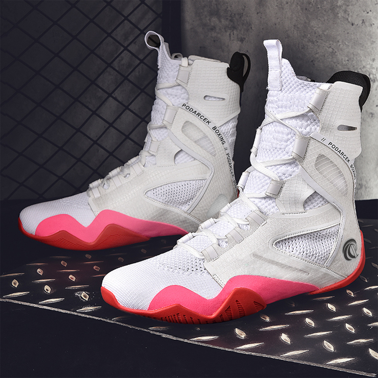 2026 New High-Top Boxing Shoes for Men, Professional Fighting Training Shoes, Breathable, Non-Slip, Wear-Resistant, Practical Sports Shoes