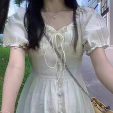茶歇法式初恋奶甜白色短袖连衣裙女感收腰显瘦别致漂亮裙子夏