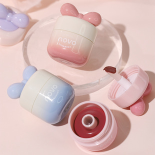 NOVO sweet dream light fog Velvet Lip mud texture soft glutinous silky easy to get started to show off the face matte daily White
