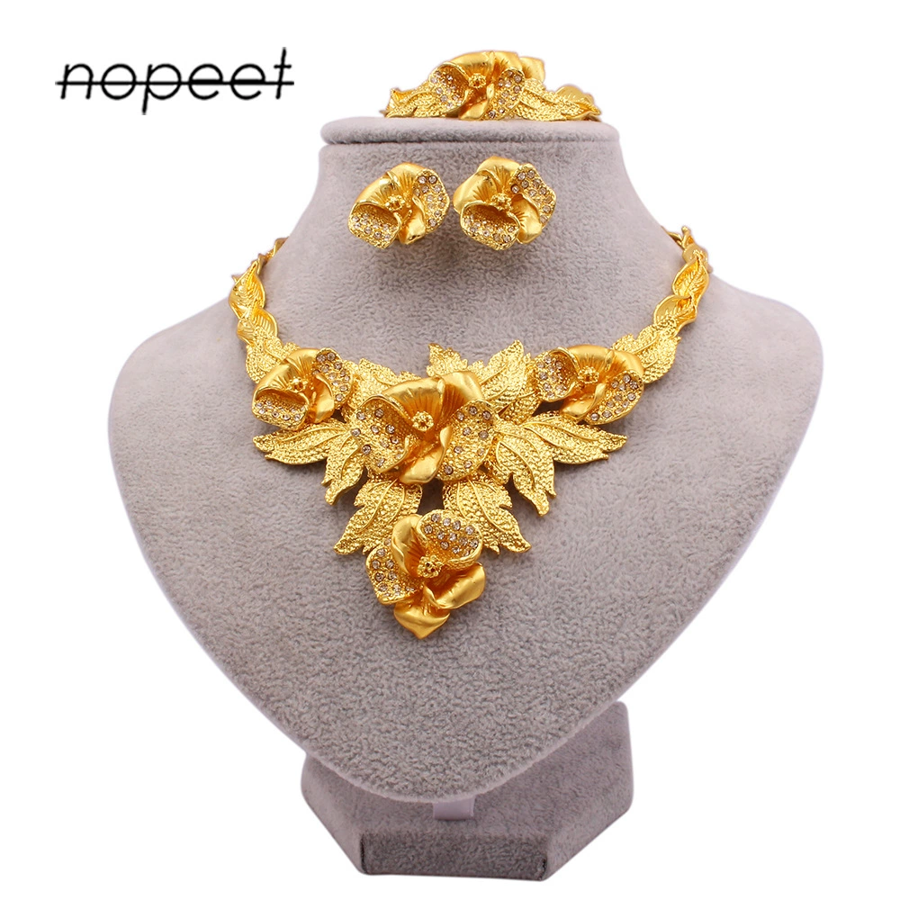 Golden jewelry, set, necklace and bracelet, chain, ring for bride, accessory