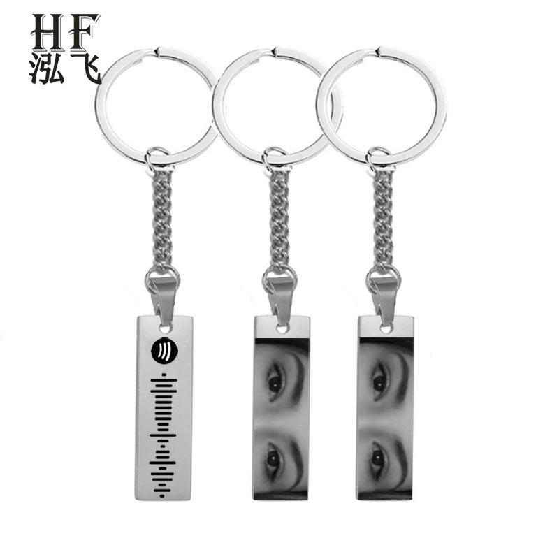 Custom Personalized Carved Eyes Picture Long Strip Keychain Stainless Steel Fashion Creative Couple Photo Pendant