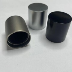 実験室用香水ボトルキャップ、亜鉛合金キャップ、ストレート香水キャップ、黒グレー蓋、さまざまな仕様の蓋本体卸売
