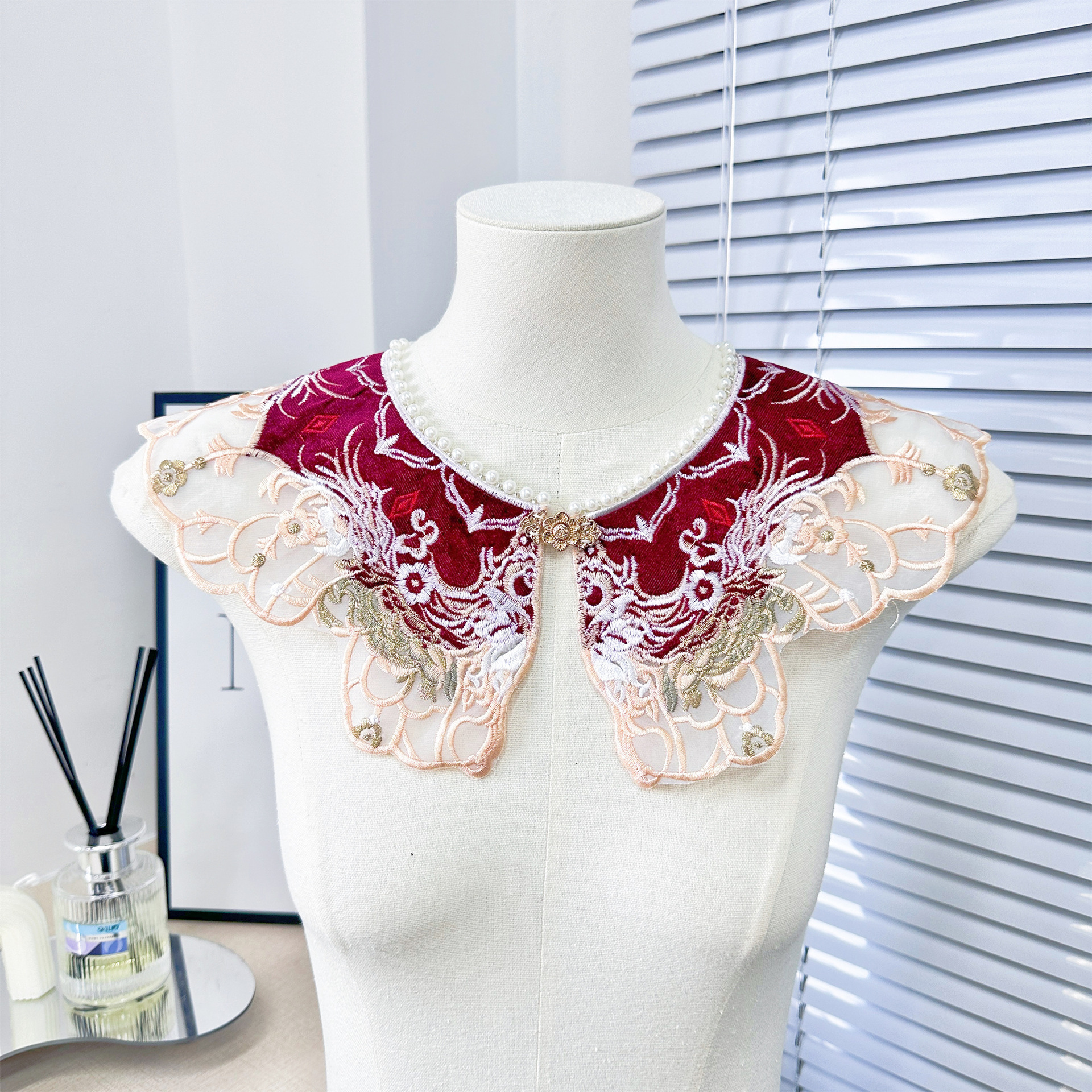 Capa de hombro con estampado de nubes de estilo antiguo, falda roja mamian con borlas de perlas de estilo chino, muy vendida, Hanfu para mujeres y niños, combinada con un cuello falso. image 7