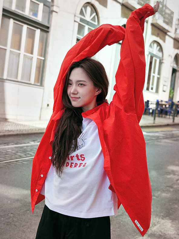 【现】SPE*LL2025年秋季新品赤红宽松衬衫复古风时尚潮流外套女|undefined