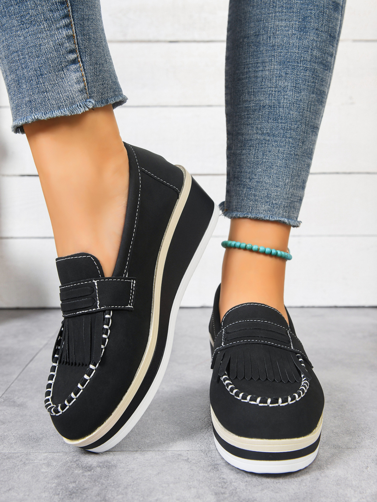 Damen-Slipper mit niedrigem Schaft, Quasten, britischem Stil, dicker Sohle, Keilabsatz und Federung_voghion.com
