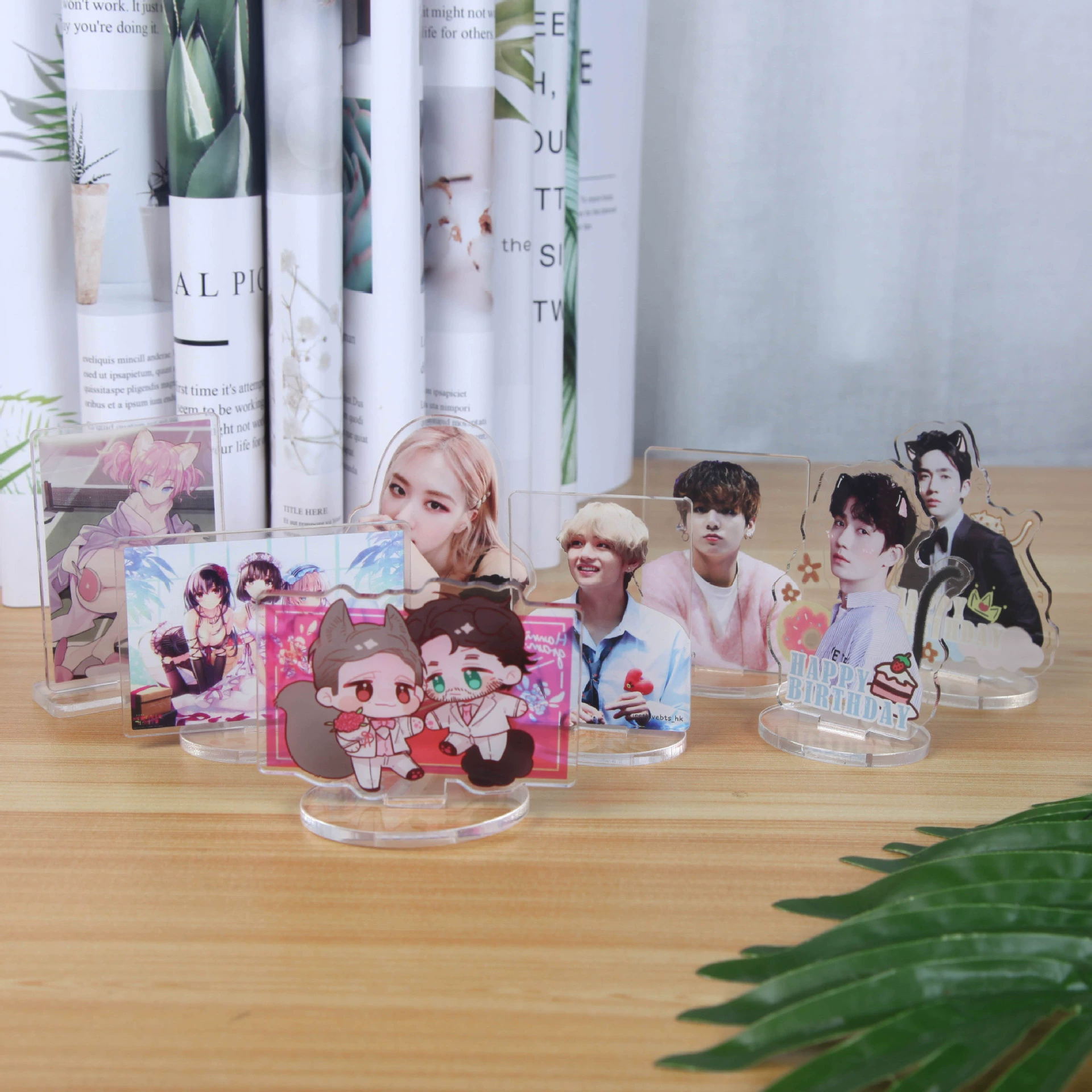 Производитель оптовый прозрачный акриловой брелок аниме мультфильм периферийные подвески подвески ключ от держателя может быть напечатан с логотипом