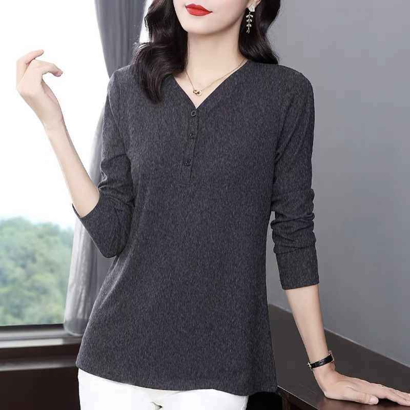 Thin bottoming shirt with large size long sleeve T-shirt women's autumn and winter 2022 new spring and autumn mother long top Thin bottoming shirt with large size long sleeve T-shirt women's autumn and winter 2022 new spring and autumn mother long top