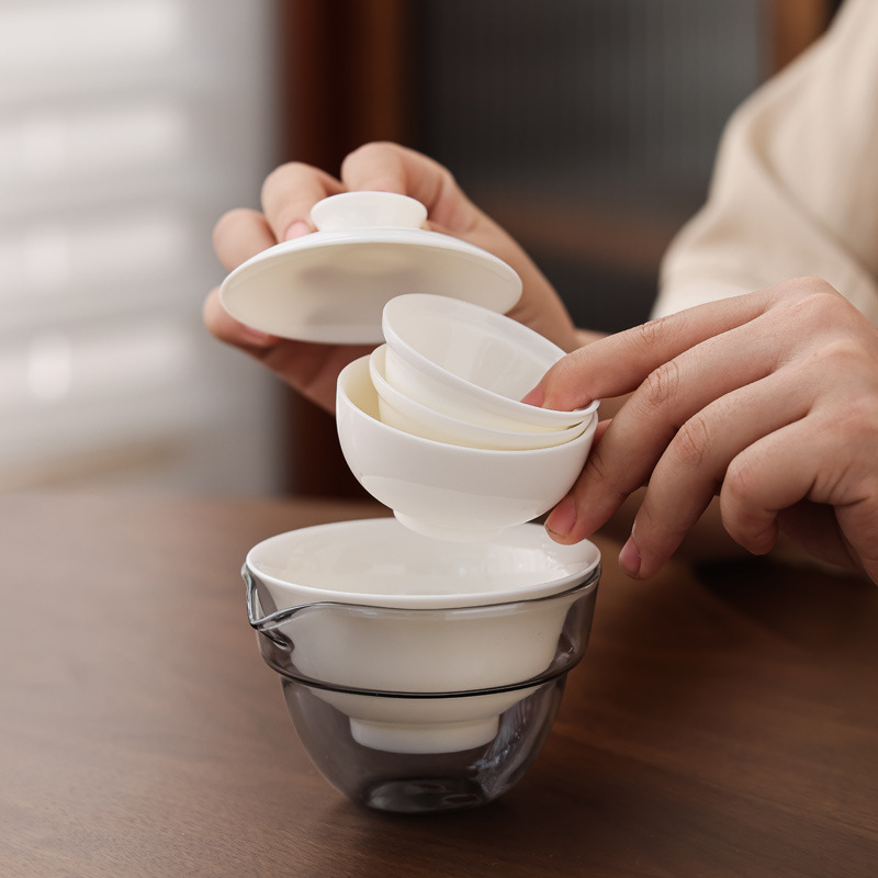 Juego de Té de Viaje Portátil de Porcelana Blanca Dehua con Taza de Cerámica