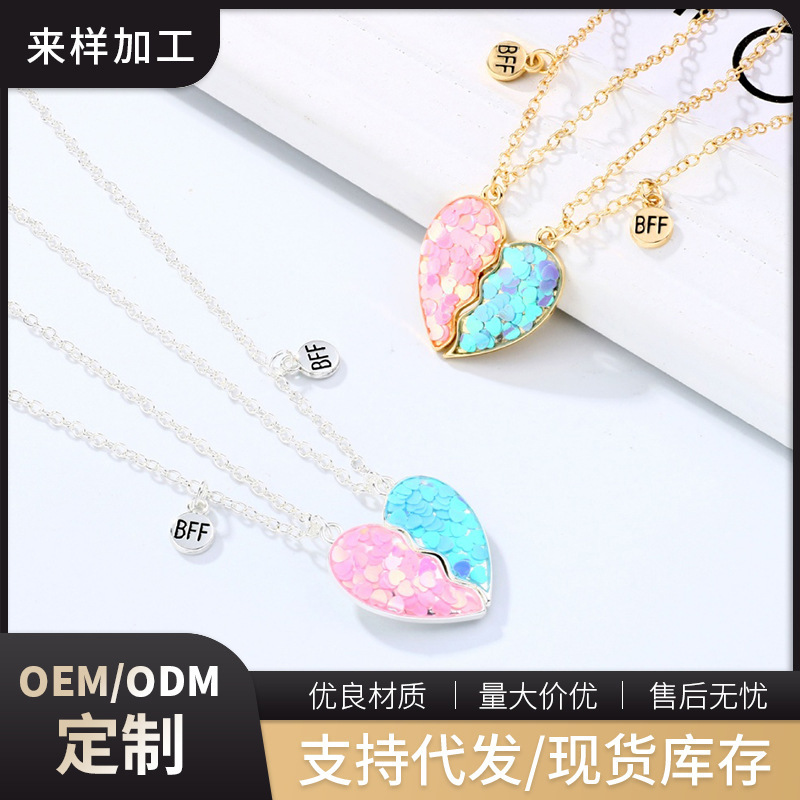 Magnetic Photo Splicing Fashion Simple Heart Photo Box Necklace for Women Heart-Shaped Peach Heart Pendant Clavicle Chain Exquisite