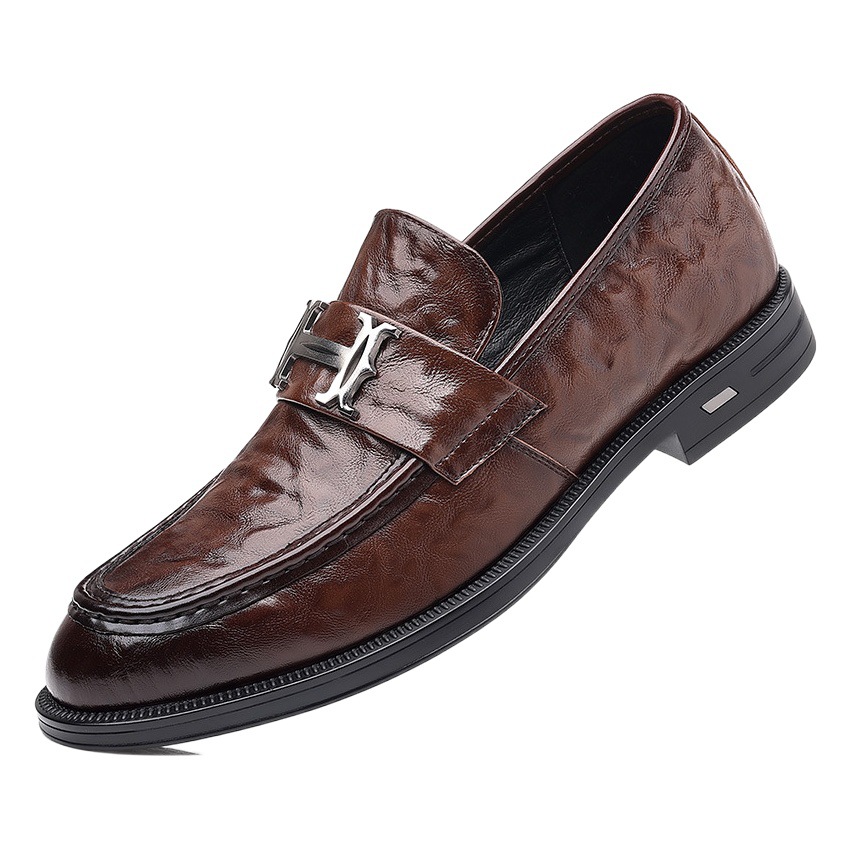 Zapatos casuales de cuero para hombre, nuevos de primavera, de cuero vacuno genuino, formales para negocios, sin cordones, antideslizantes, zapatos planos para hombre.