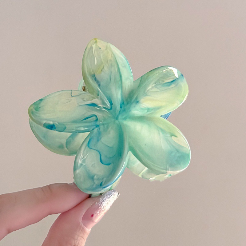 ミント色の越境アクリル卵の花は高級感のあるカラーを挟んで髪を染めます。|undefined