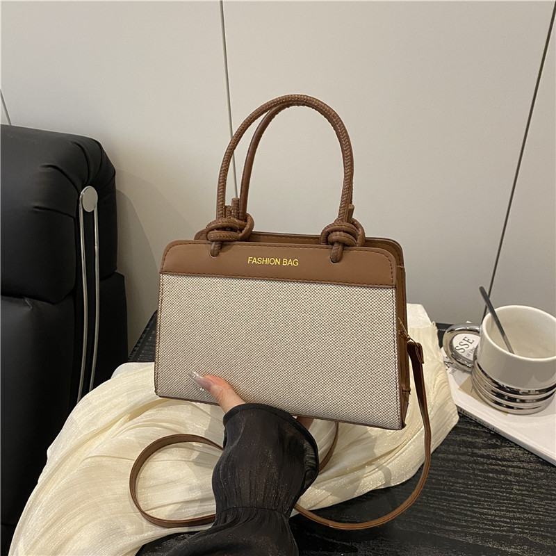 New Stylish High-Capacity 2025 Handbag with a High-End Look, Fashionable Color-Blocking Crossbody Shoulder Bag