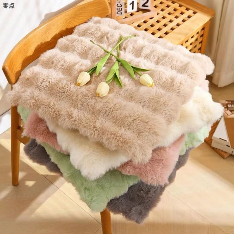 冬季新款泡泡绒兔毛坐垫椅子加厚保暖屁垫餐椅办公室学生久坐