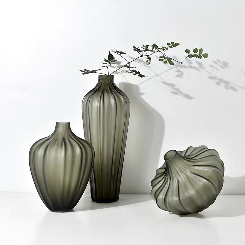 Vaso de vidrio minimalista nórdico ilustración de escritorio creativo Vaso de sala de estar dormitorio entrada de piso gran adornos de vasijas