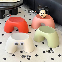 家庭用のかわいい小さい腰掛けの客間のお茶の高級感が丈夫です。
