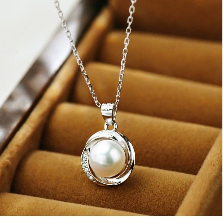 Popular Pearl Round Red Agate Transfer Bead Necklace Live Broadcast Women's Simple Design Light Luxury High-End Clavicle Chain
