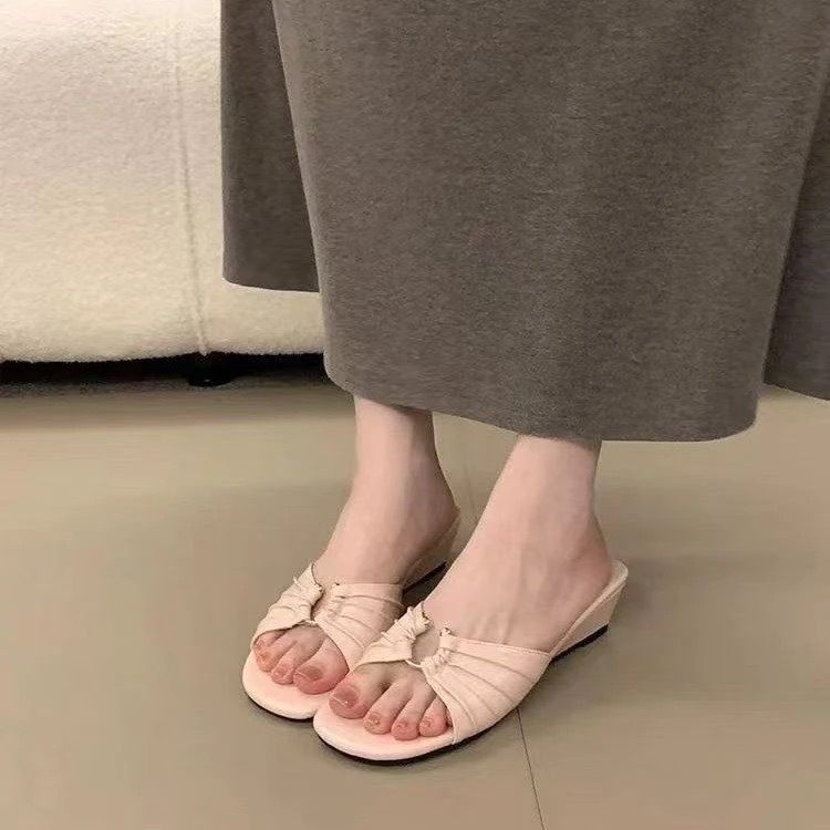 2026 verano nuevo estilo dulce estilo de moda versátil hombre pequeño poco profundo talón cuadrado de los dedos de la cabeza con zapatillas de mujer image 6