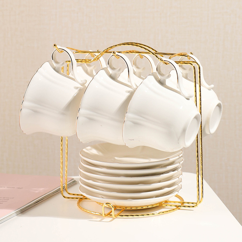 Taza de café y platillo traje estilo europeo Luz de lujo taza de café simple taza de té juego de té de cerámica taza de té negro té de la tarde estante de entrega