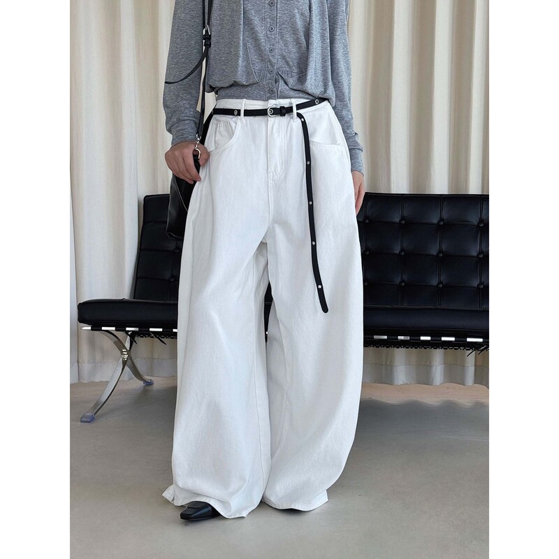 Loufu Autumn New Korean Style Simple and Fashionable High-Waisted Curved-Cut Jeans with Snap Buttons at the Hem, White Long Pants for Women Loufu Autumn New Korean Style Simple and Fashionable High-Waisted Curved-Cut Jeans with Snap Buttons at the Hem, White Long Pants for Women