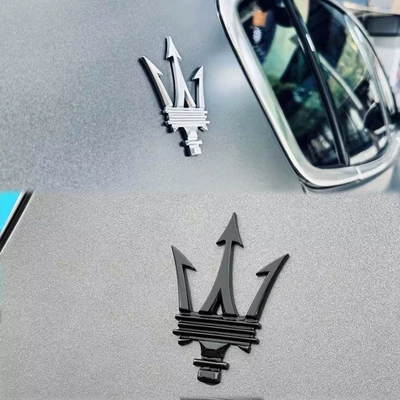 Car logo: Black Ghibli Levante Quattroporte