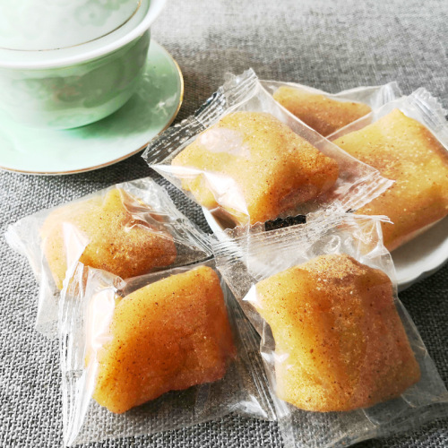 Time-honored Beijing specialty: Donkey Rolls (Lǘ Dǎ Gǔn) – 400g Packaged Snack, Casual Traditional Pastry, Bean Flour Roll, and Glutinous Rice Delicacy—Wholesale