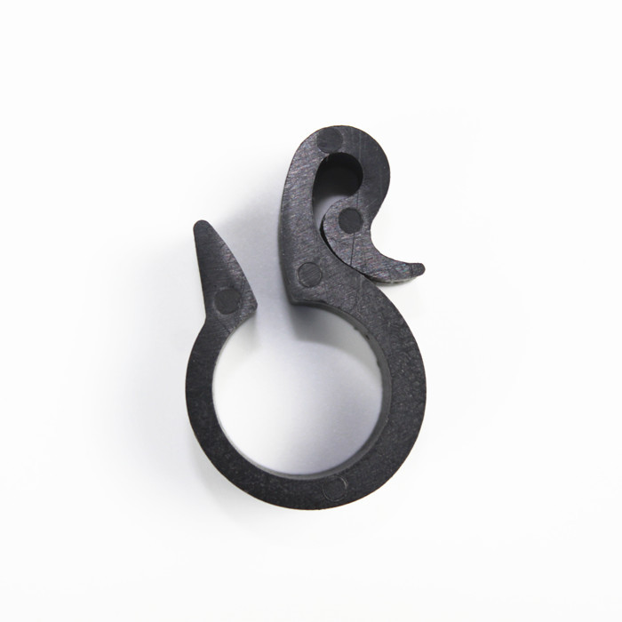 Abrazadera Colgante para Tubería de Invernadero 20mm PE Fijación Simple para Microaspersión
