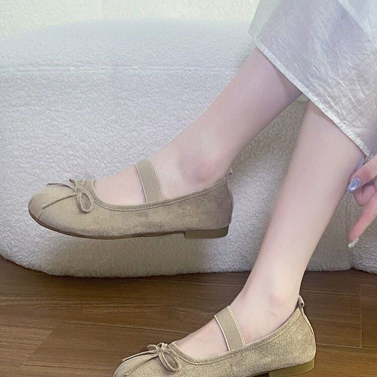 These Mary Jane shoes are incredibly stylish and comfortable, with a soft, cushioned sole that feels like you’re walking on clouds. They’re a 2026 hot item, versatile and fashionable, perfect for pairing with dresses. They’re super soft and designed for women to wear outdoors These Mary Jane shoes are incredibly stylish and comfortable, with a soft, cushioned sole that feels like you’re walking on clouds. They’re a 2026 hot item, versatile and fashionable, perfect for pairing with dresses. They’re super soft and designed for women to wear outdoors