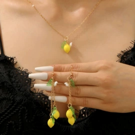 耳环;项链;戒指