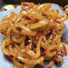 四川特产120g麻辣冷吃猪皮零食冷吃兔厂家直销一件代发微商抖音