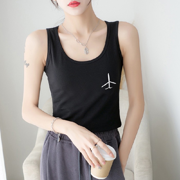 2_940058656274120704