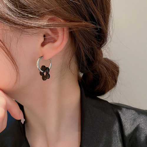 S925 Silver Minimalist Cool Flower Stud Earrings Personality High-end Unique Design Earrings Sweet Versatile Ear Decorations