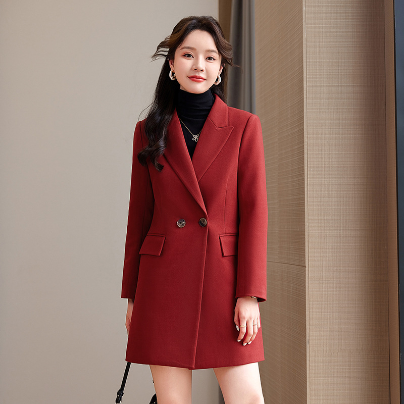 Khaki elegant trench coat for leisure