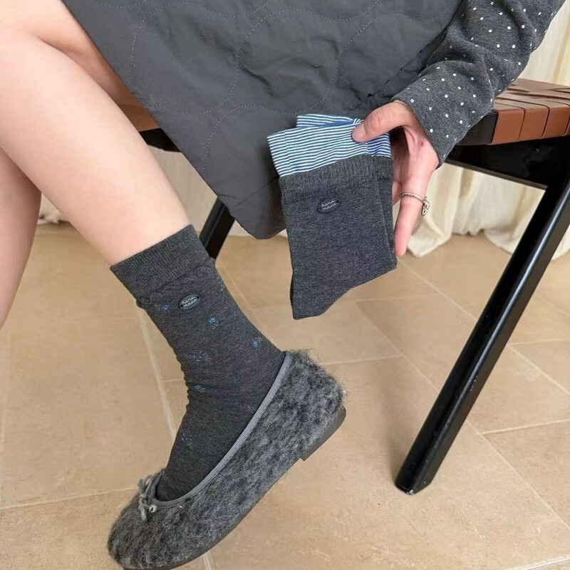Gray-blue tone~New autumn college-style striped mid-calf socks for women, blue and gray color-blocking, seamless, Korean-style versatile socks Gray-blue tone~New autumn college-style striped mid-calf socks for women, blue and gray color-blocking, seamless, Korean-style versatile socks