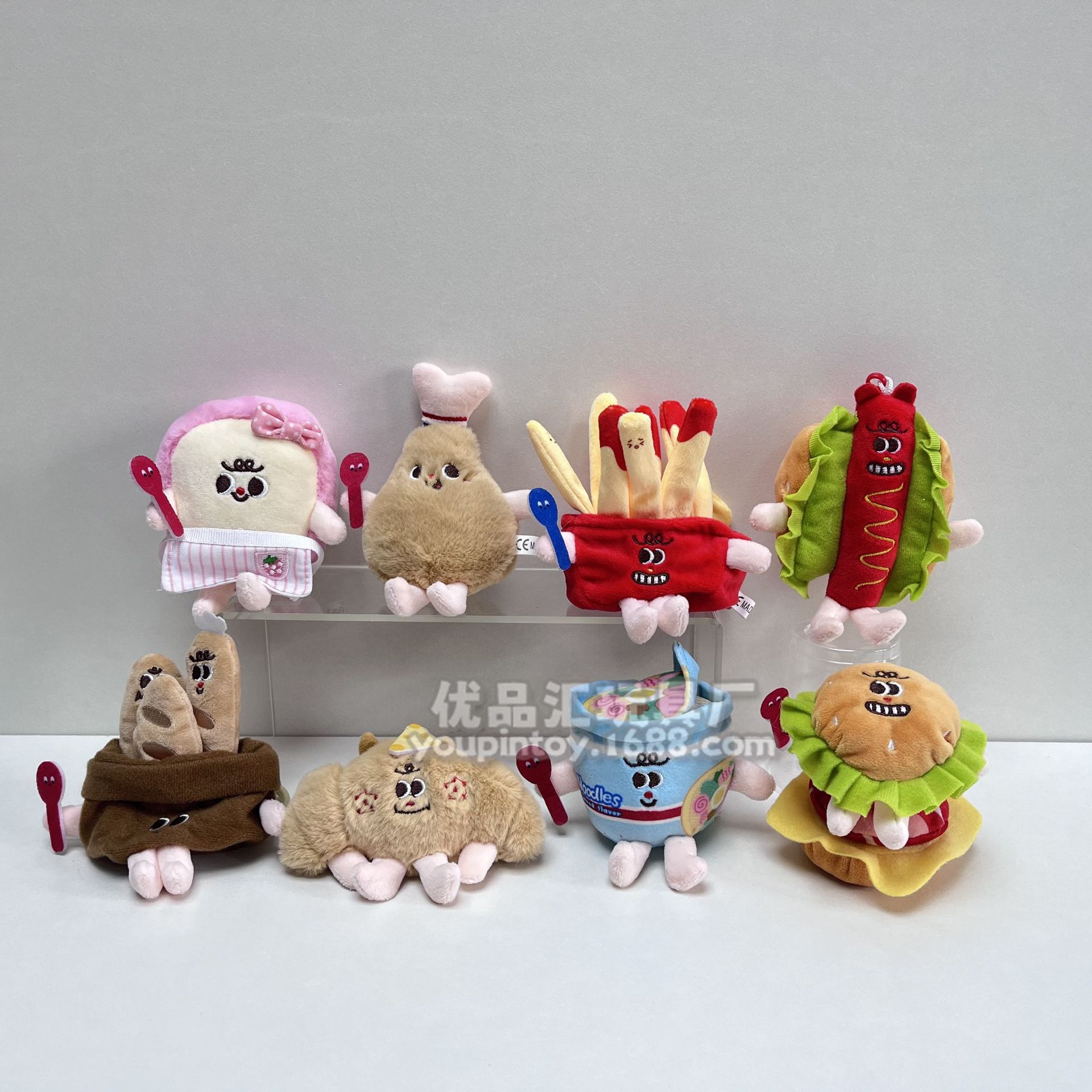 卡通新款汉堡薯条鸡腿公仔钥匙扣挂件牛角包精品毛绒玩具娃娃机礼