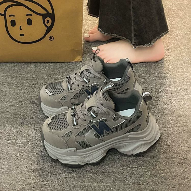 Модные и стильные женские кроссовки в стиле "dad shoes", новинка лета 2025 года, популярные универсальные повседневные кроссовки на толстой подошве.