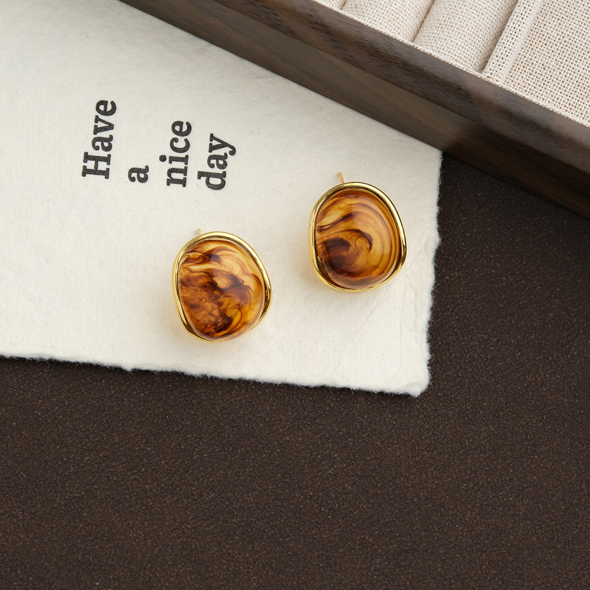 6g Weight Steel needle Ear Needle Material Ear Studs Classification 1 Pair Quantity Weekend, Lawn Occasion Plastic, Resin Material Geometric Pattern Women's Gender Simple Style, Classic Style Style Retro Amber Resin Earrings Hong Kong Style Fashion Design Luxury Feelings Geometric Pattern 925 Silver Ear Studs Women Jewelry 4