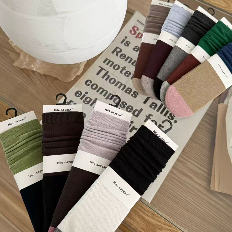 2026 Fall/Winter New Korean Style Retro Color Simple Comfortable Thickened Warm Women's Slouch Socks