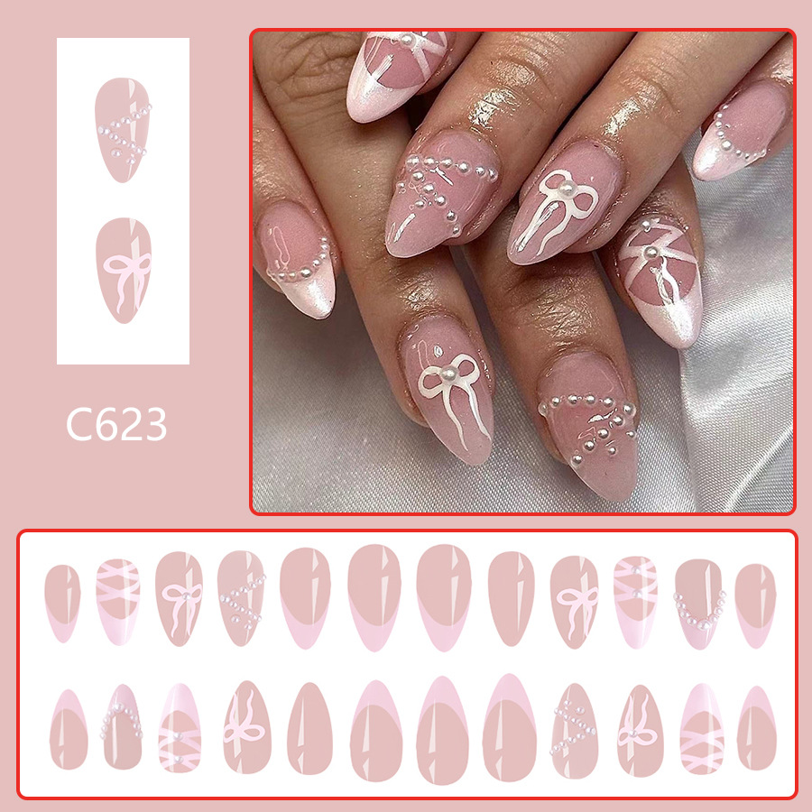 Manicure curta de amêndoa brilhante Europa e Estados Unidos comércio exterior transfronteiriço pó leve através do arco de pérola inferior manicure destacável 24_voghion.com