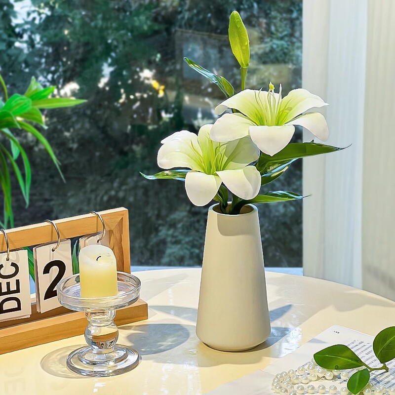 保湿感ユリ造花セラミック花瓶リビングルームの装飾ダイニングテーブルルームの装飾デスクトップ造花装飾品|undefined