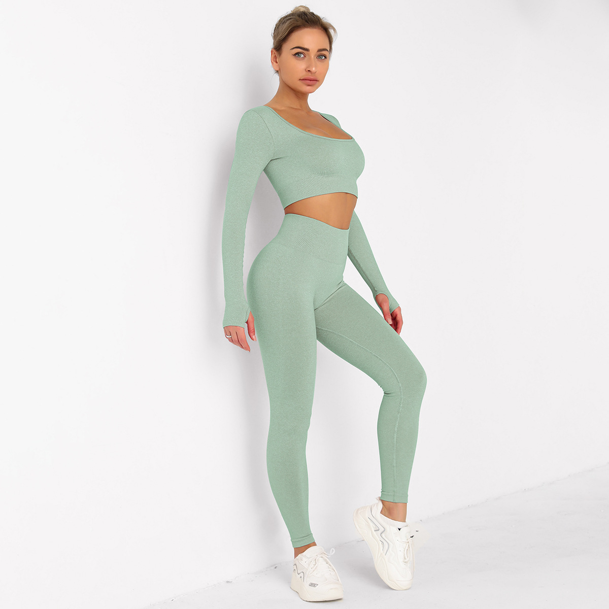 wholesale clothing vendor Nihaostyles seamless knitted tight-fitting yoga suit sexy casual running sports buttocks gym set NSLX67216