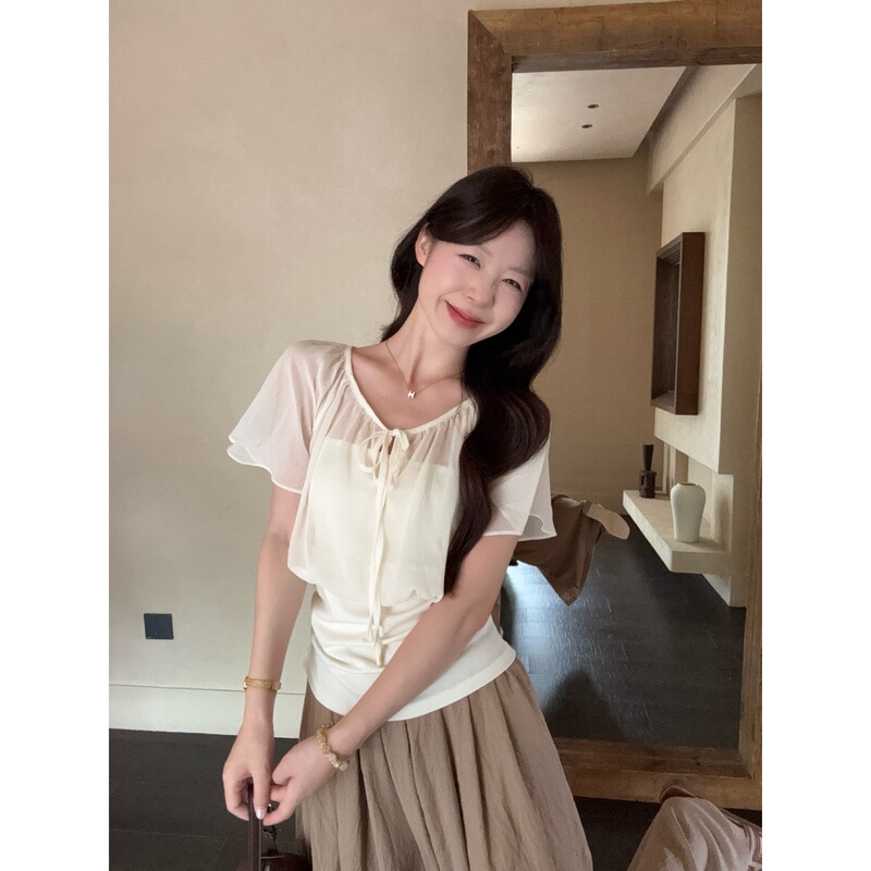 Fake two-piece spliced lace-up V-neck ruffle sleeve shirt for women, summer style, niche, waist-cinching, slimming, elegant short sleeve Fake two-piece spliced lace-up V-neck ruffle sleeve shirt for women, summer style, niche, waist-cinching, slimming, elegant short sleeve