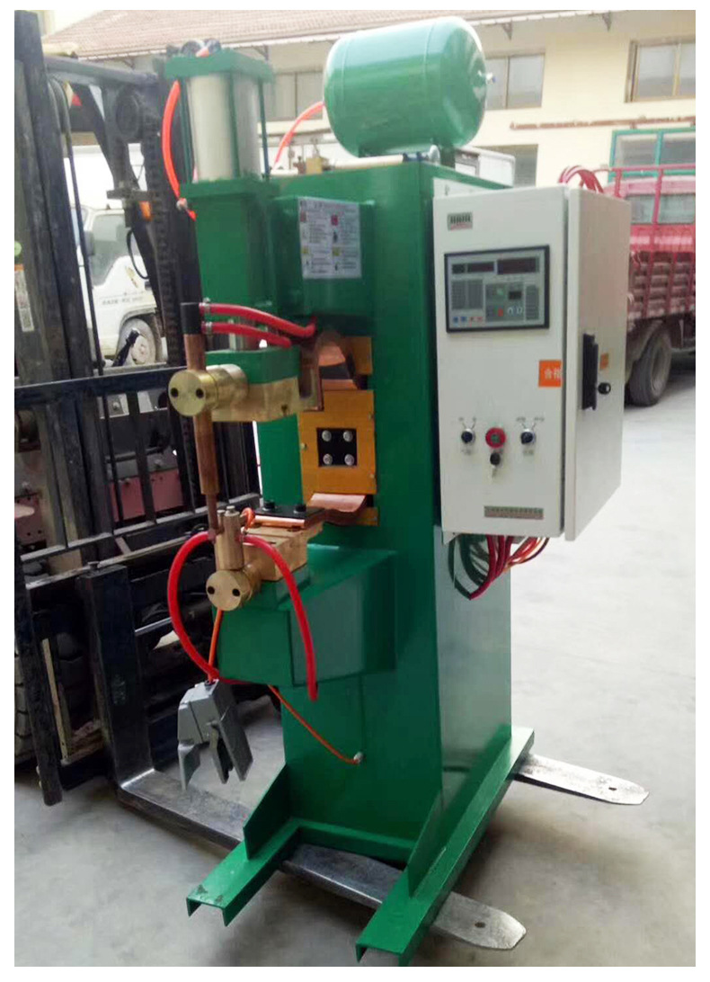 氣動(dòng)點(diǎn)焊機(jī),燒紙沖孔機(jī),沖床,沖床機(jī),氣動(dòng)沖床,數(shù)控沖床,沖壓機(jī),點(diǎn)焊機(jī)