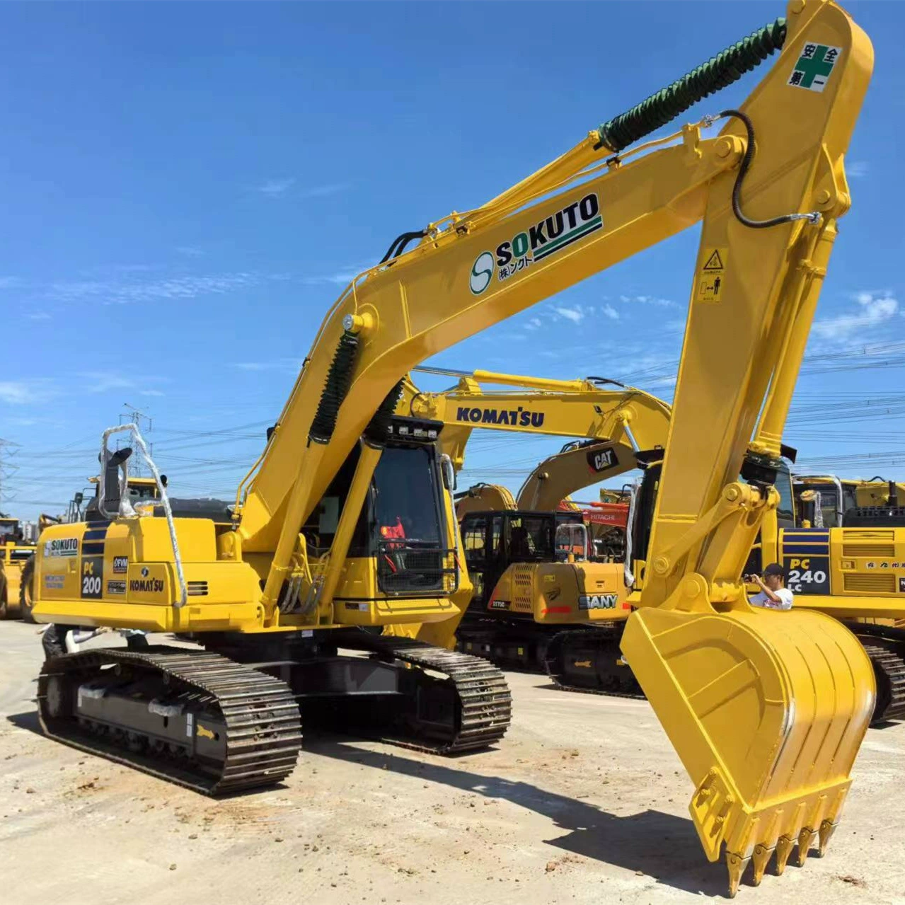 Ковш экскаватора Komatsu 200-8 б/у, 90% новый, погрузчик Komatsu