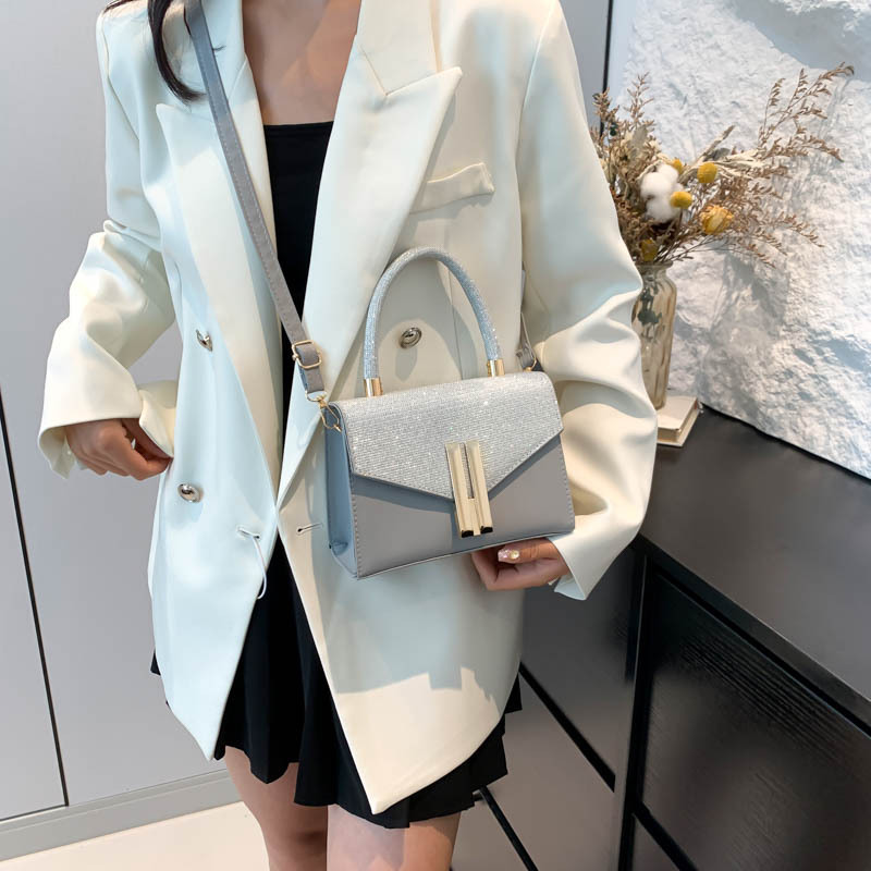 Bag niche design 2024 new bags, fashionable trendy one shoulder small square bag, casual and western-style crossbody bag_voghion.com