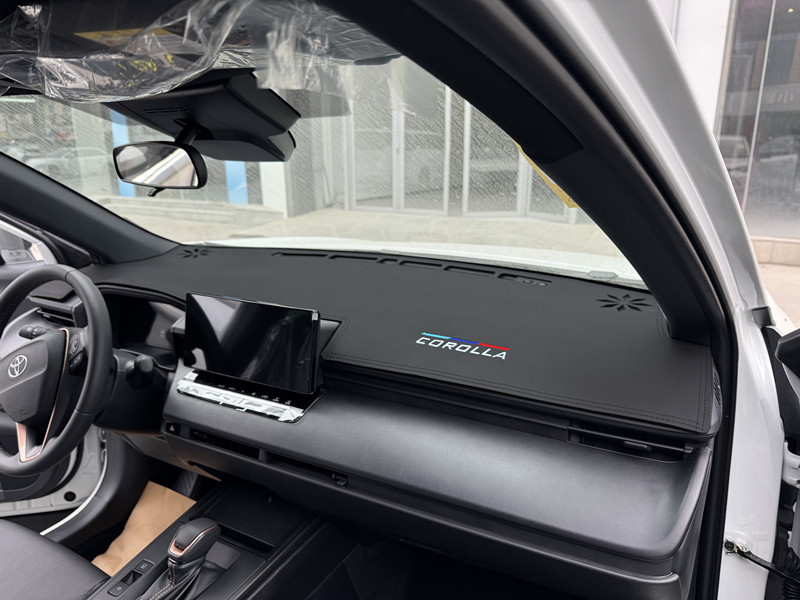 26 New Models of Toyota Frontlander Center Console Modification and Decoration Sunshade Suede Leather Light-Blocking Mat Wholesale