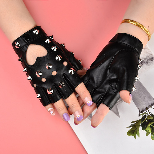 Women girls hot pole jazz dance Leather half finger dance gloves stage performance riding sailor dance rivets hollow Amazon half finger gloves wholesale