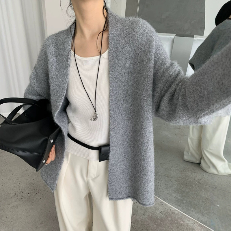 Korean-style casual solid color soft and cozy sweater cardigan for women, 2026 new autumn and winter loose and versatile knit cardigan 1636 Korean-style casual solid color soft and cozy sweater cardigan for women, 2026 new autumn and winter loose and versatile knit cardigan 1636